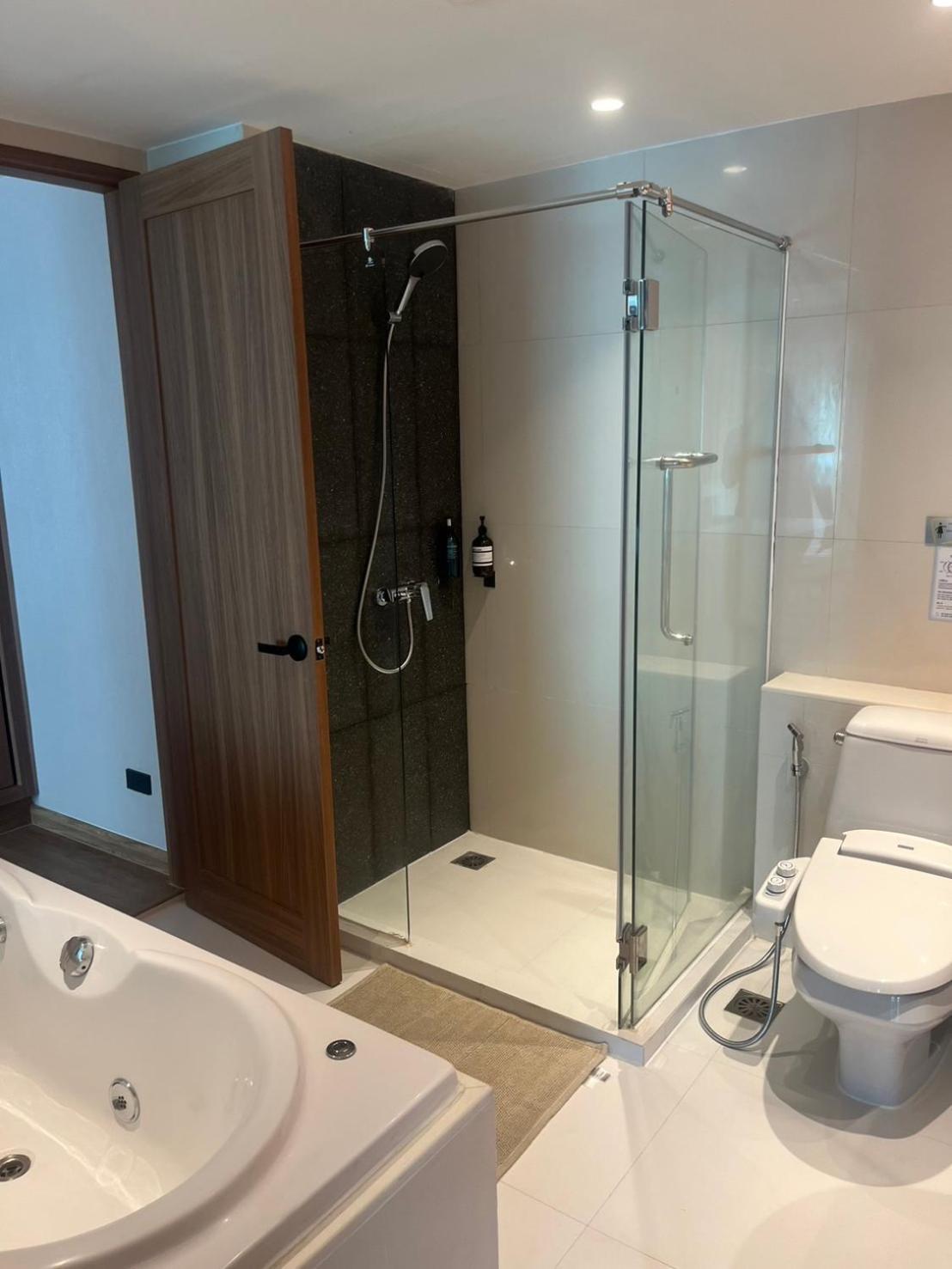 Apartment Stylish In Sukhumvit