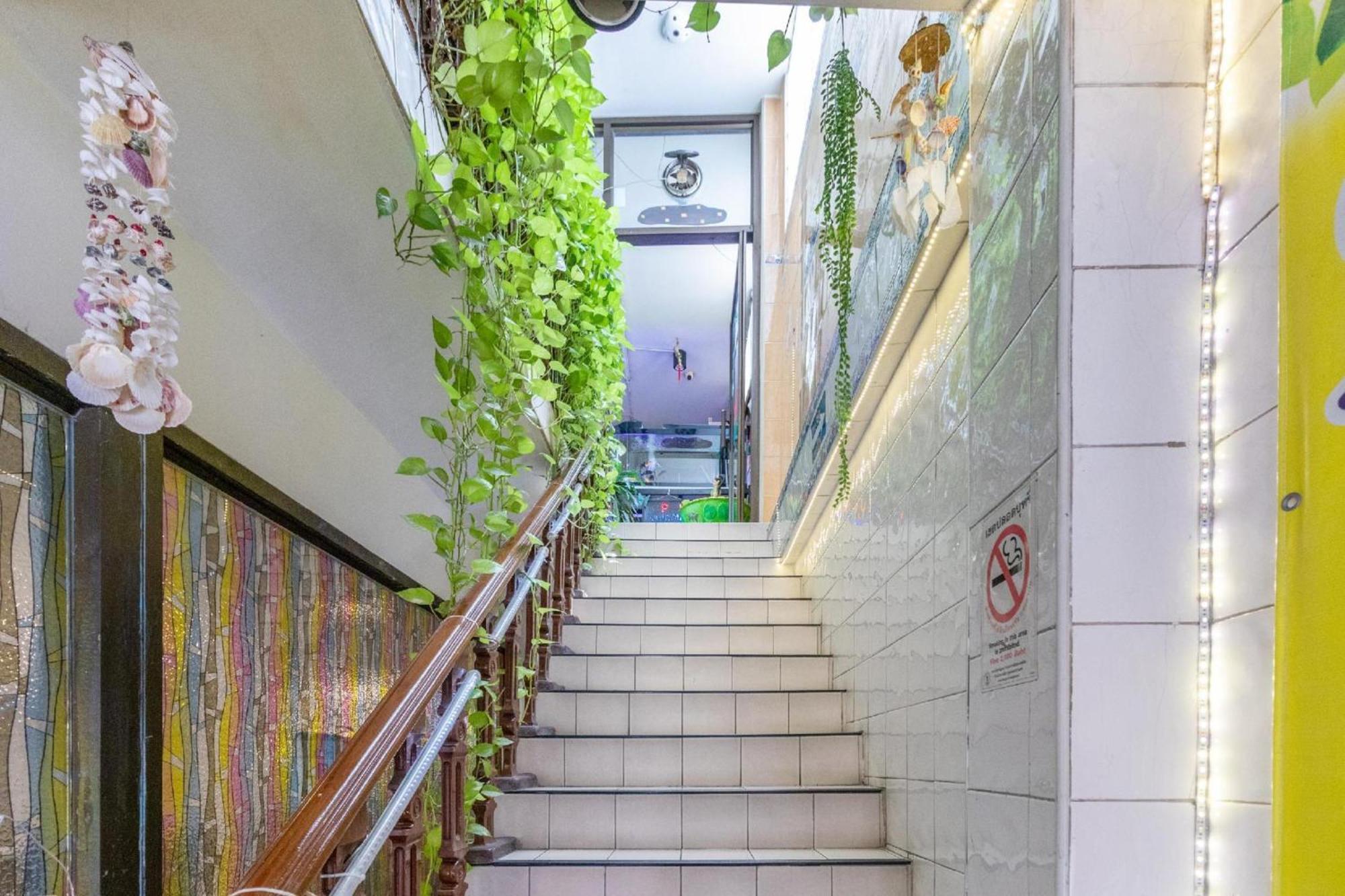 Oyo 583 Sweethome Bangkok