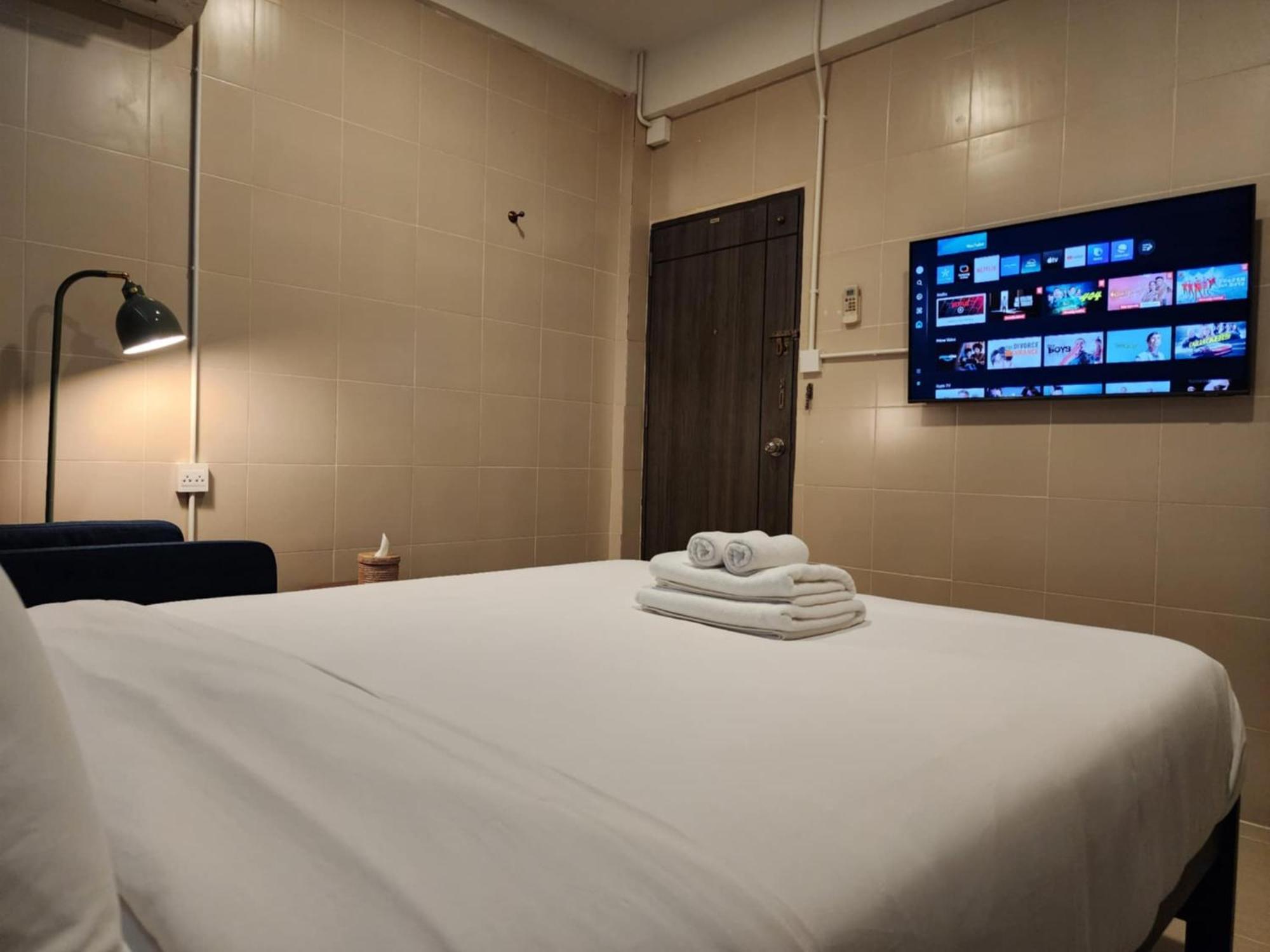 Hostel Lo-ha Guest House, Contactless Check-in Bangkok