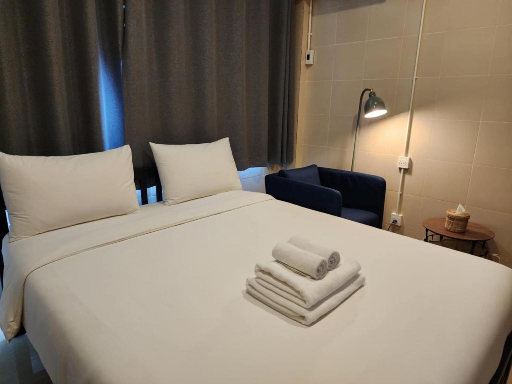 Lo-ha Guest House, Contactless Check-in Hostel Bangkok