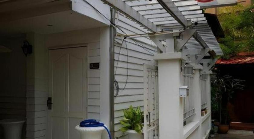 Hotel Ban Thungdang Housetel 2*