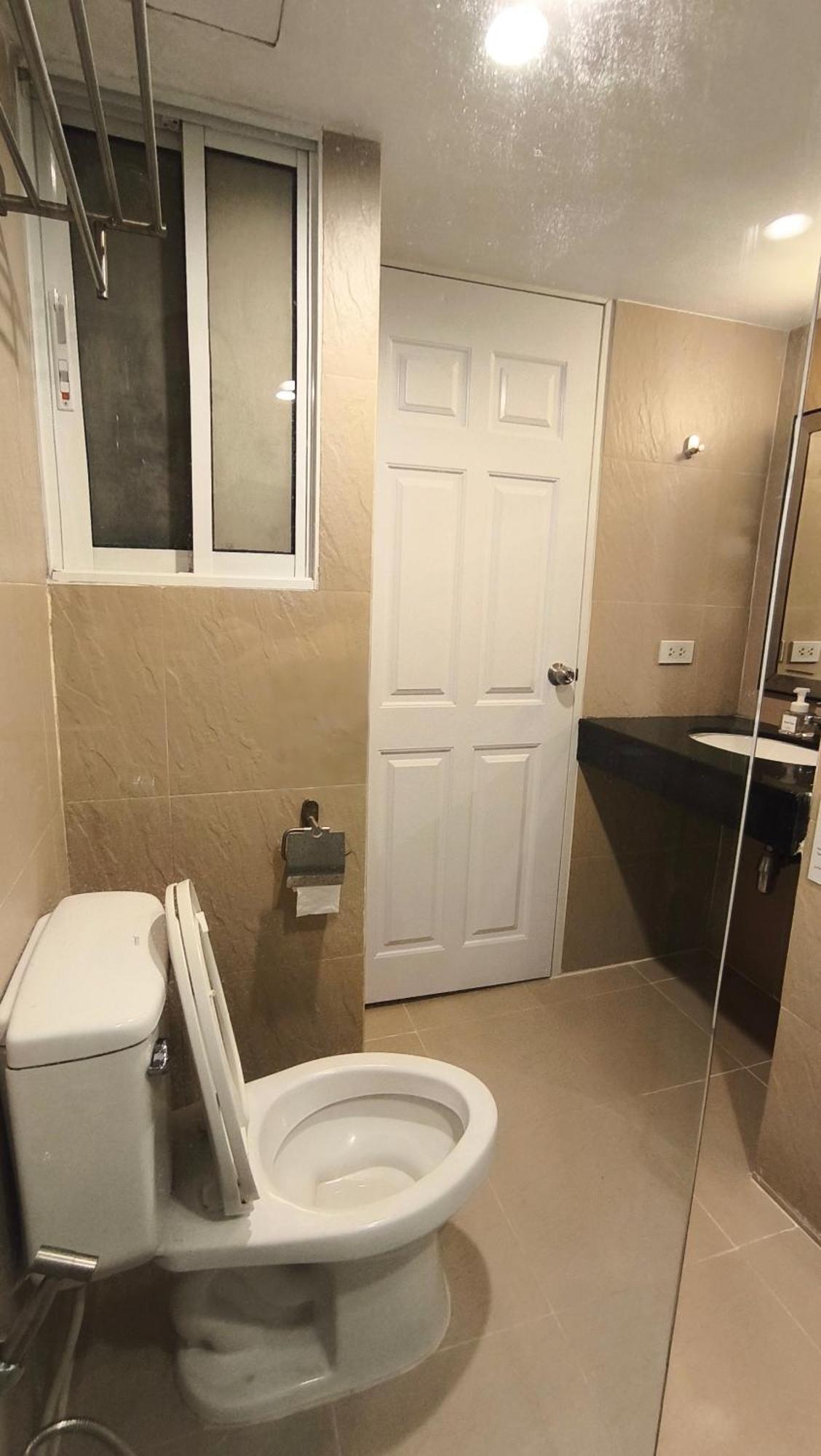 Silom 1bedroom With 2 Kings Bed For 4 Persons Apartment