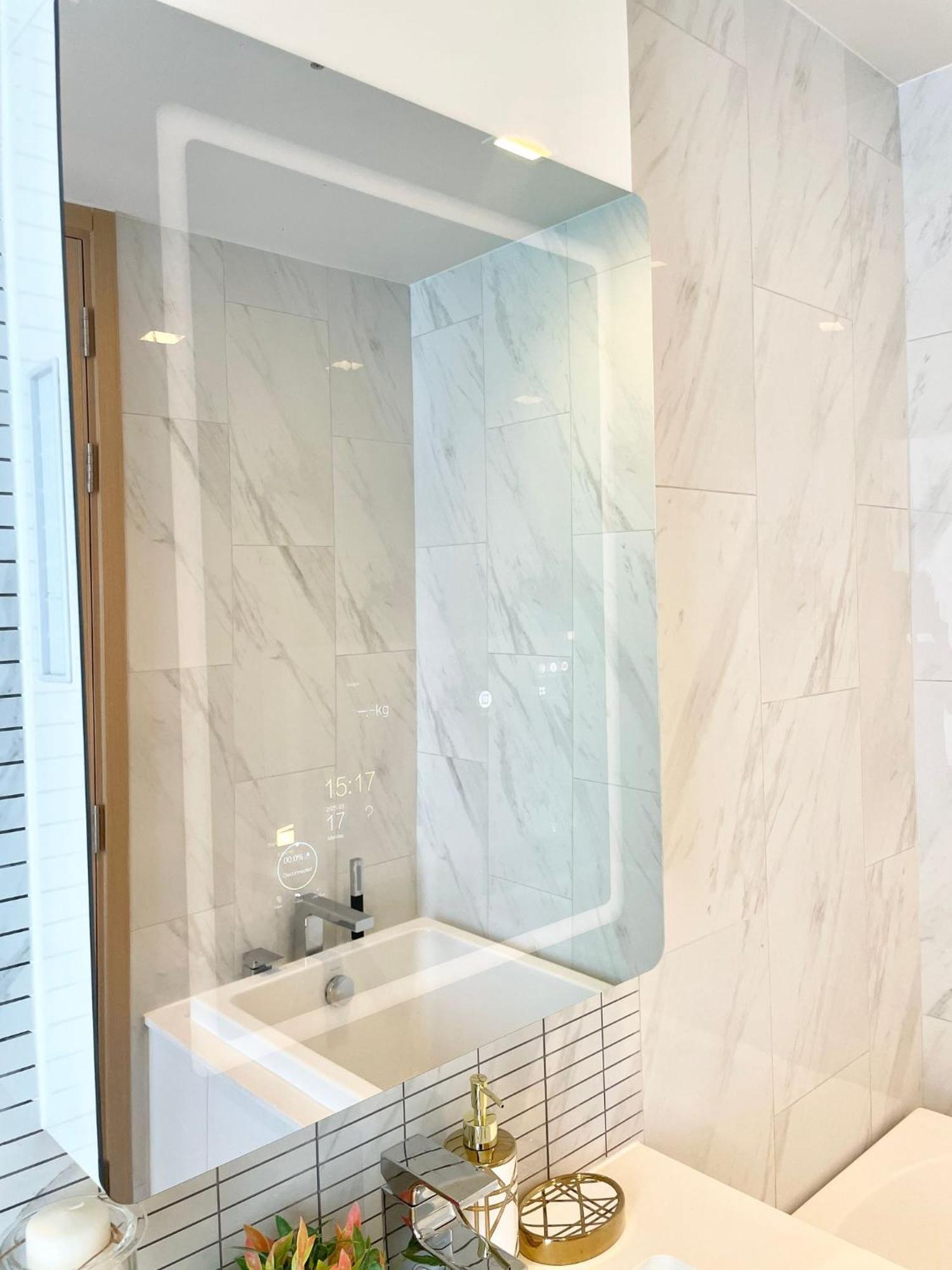 Luxury Sukhumvit Asoke Nana 65 Sqm Sleeps 4 Bangkok