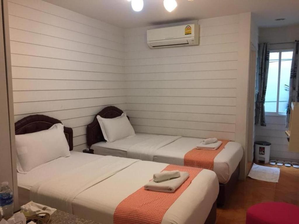 Ban Thungdang Housetel 2*