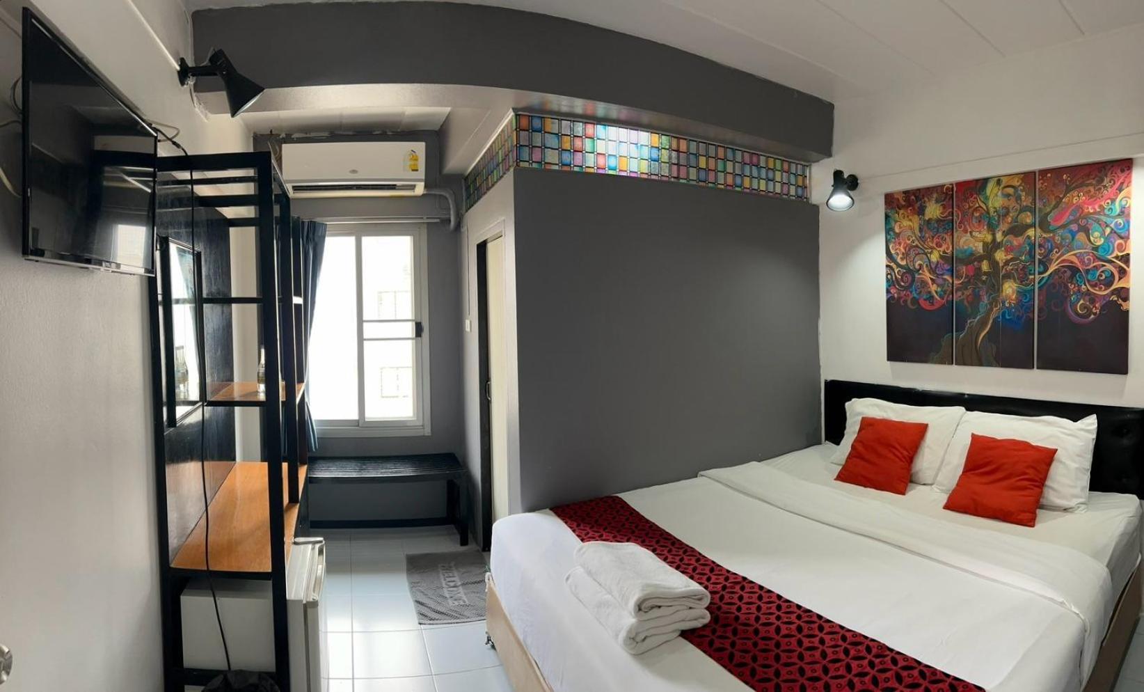Casa Picasso Near Chabad House Bangkok