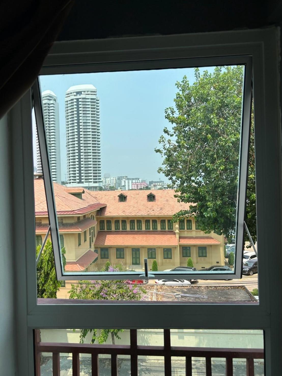 Hotel Casa Picasso Near Chabad House Bangkok