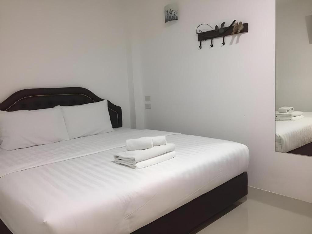 Hotel Ban Thungdang Housetel