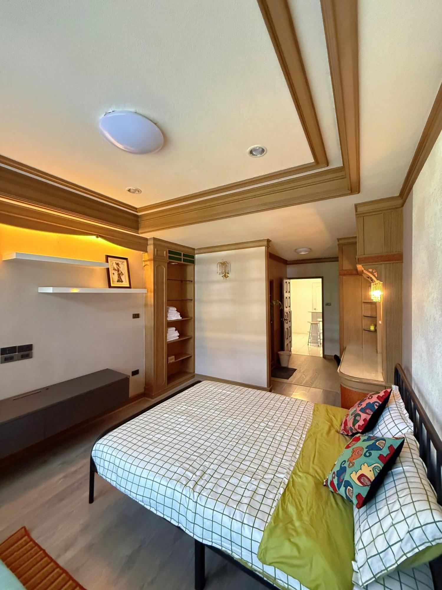 Regalohome Br Homestay Bangkok