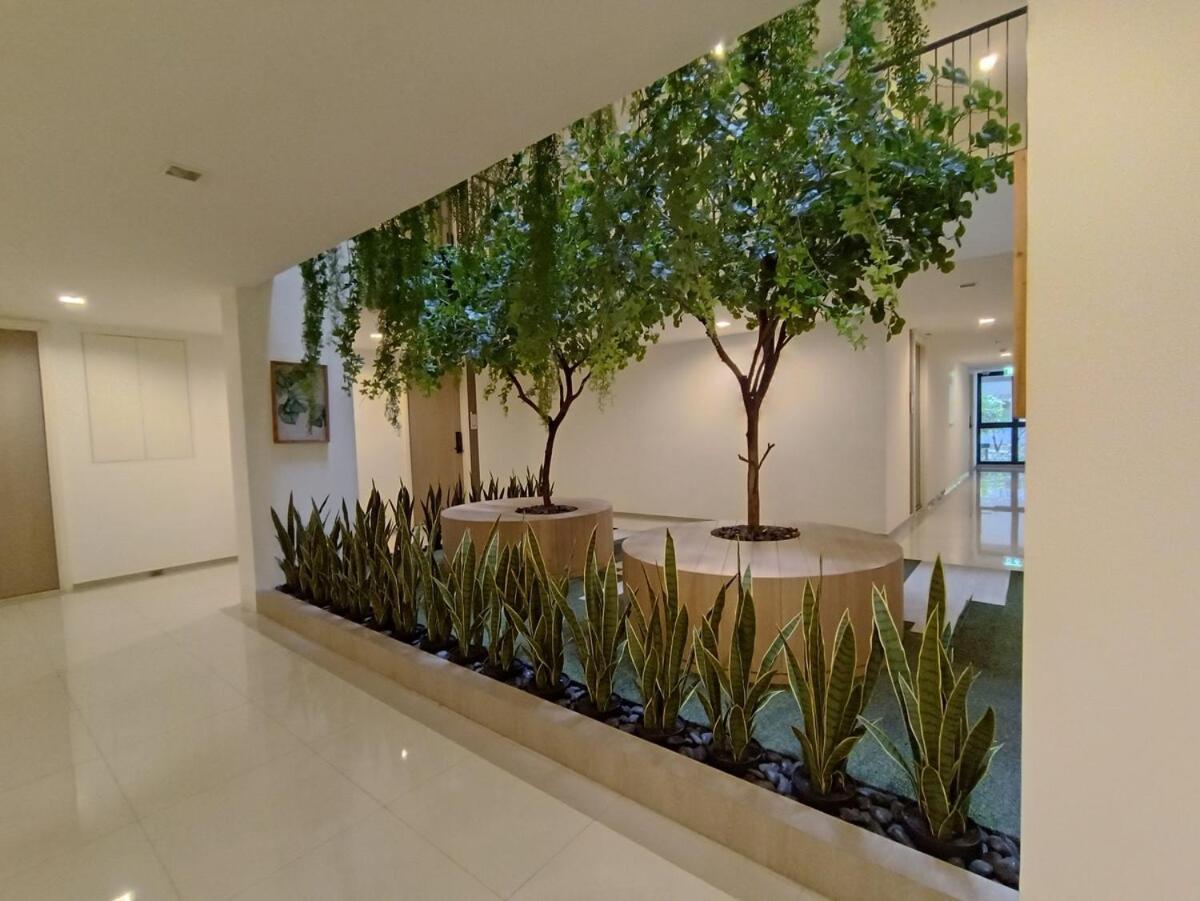 Amazing 1 Bedroom 2 Mins Walk Bts On Nut
