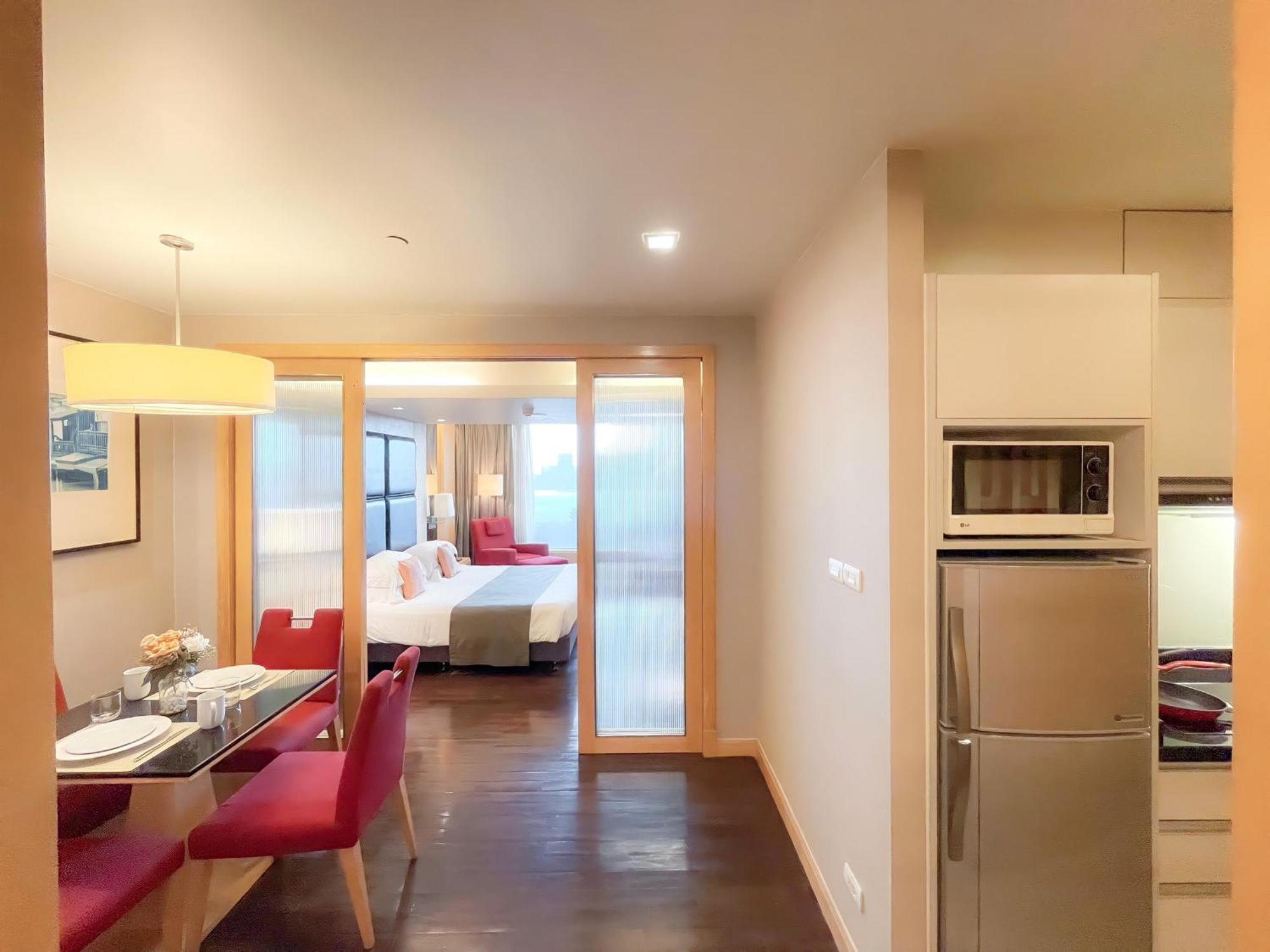 Hotel Sora & Sukhumvit - Formerly Aspira 12th Avenue Asoke Sukhumvit