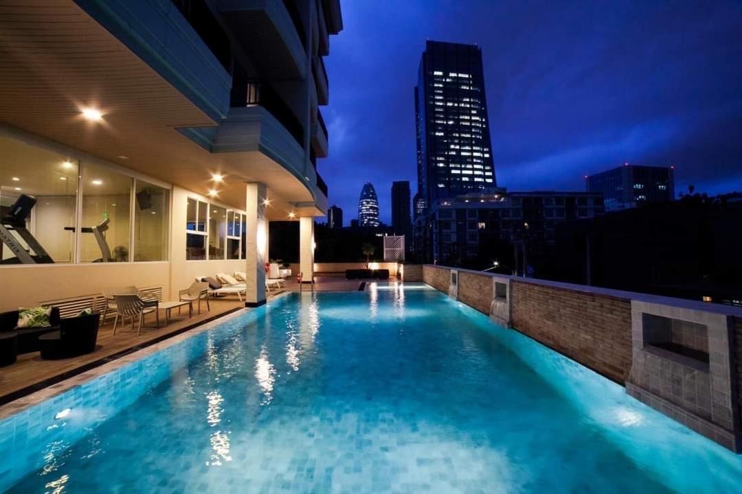 Patio Bts Sanam Pao Aparthotel Bangkok