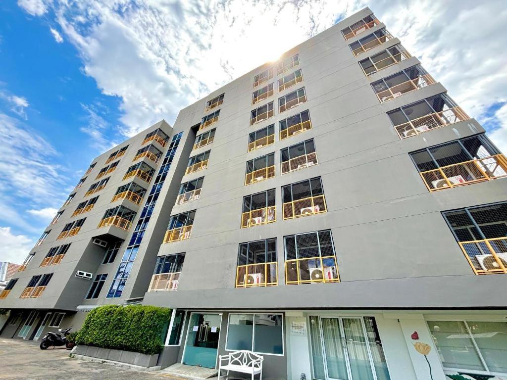 Vda - Victory Monument - Hotel 3*