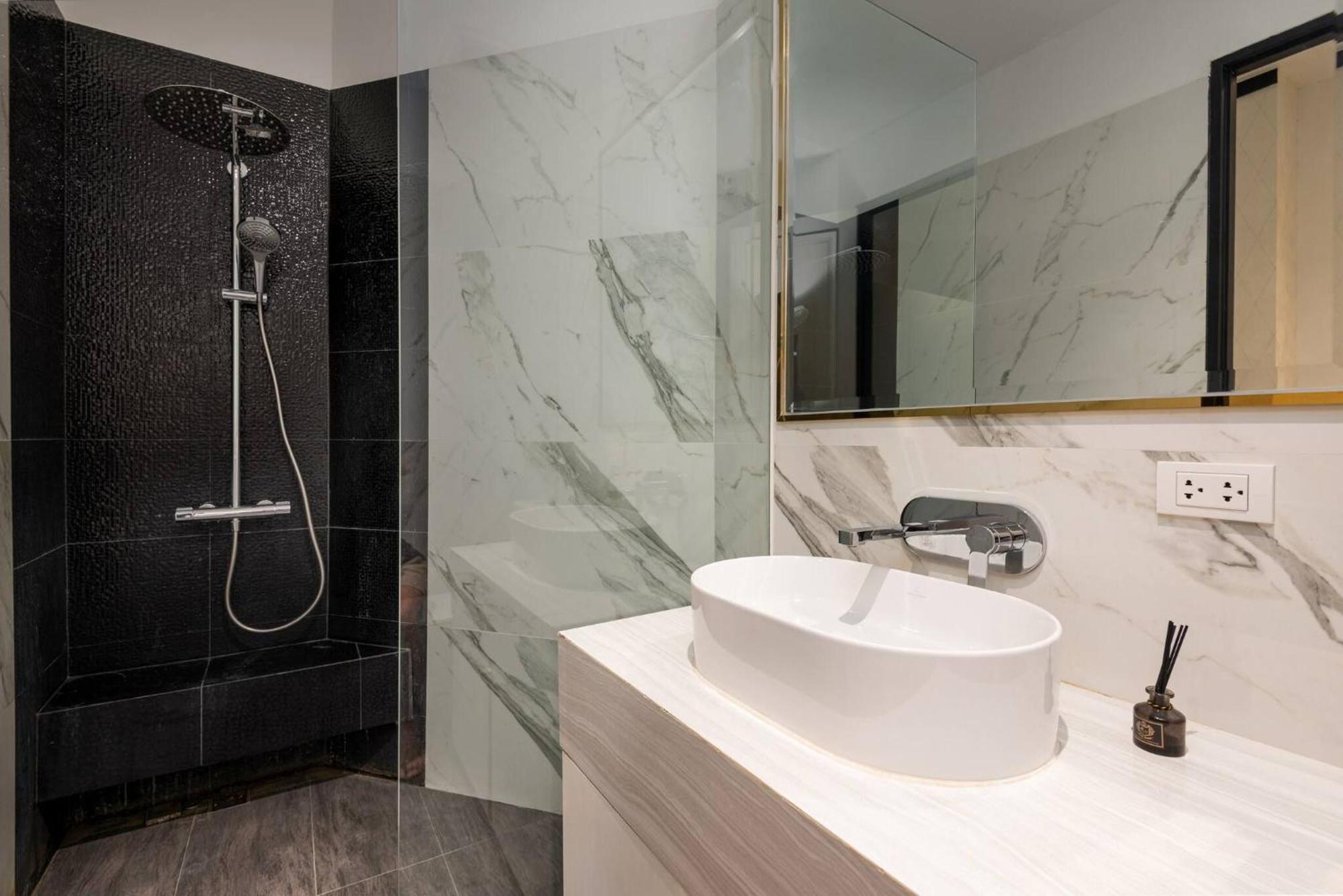 Stylish 7beds Poolhouse With Cinema Lift - 2min To Bts Villa Bangkok
