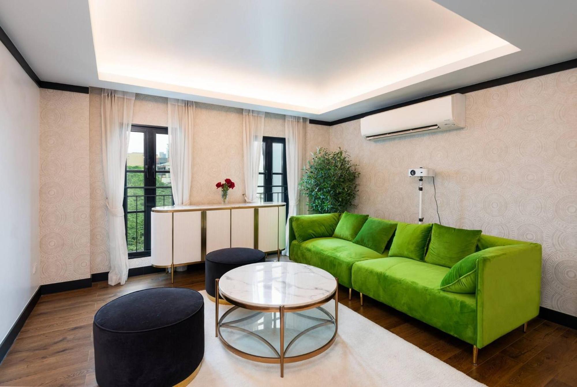 Villa Stylish 7beds Poolhouse With Cinema Lift - 2min To Bts *