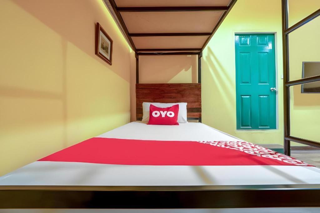 Art Sanamchai Hostel Bangkok