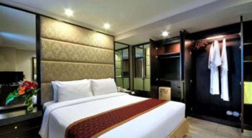 Hotel Grand President 4*