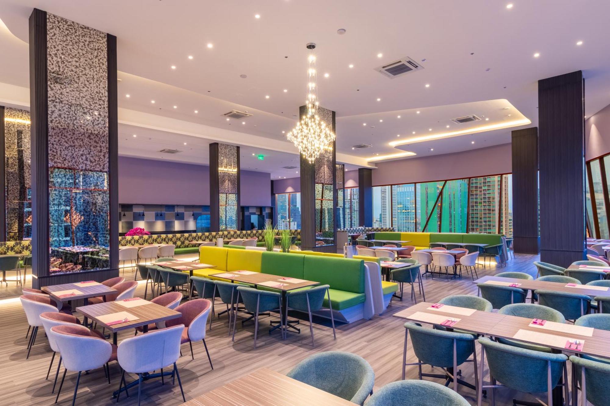 Hotel Queensland Bangkok