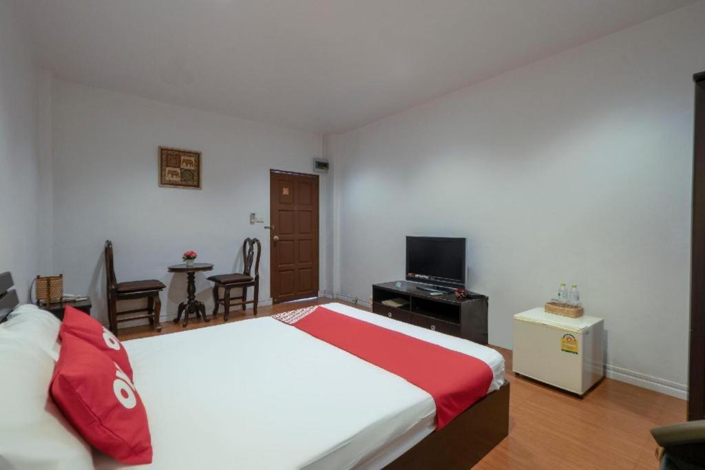 Oyo 1089 Baan Boran Hotel