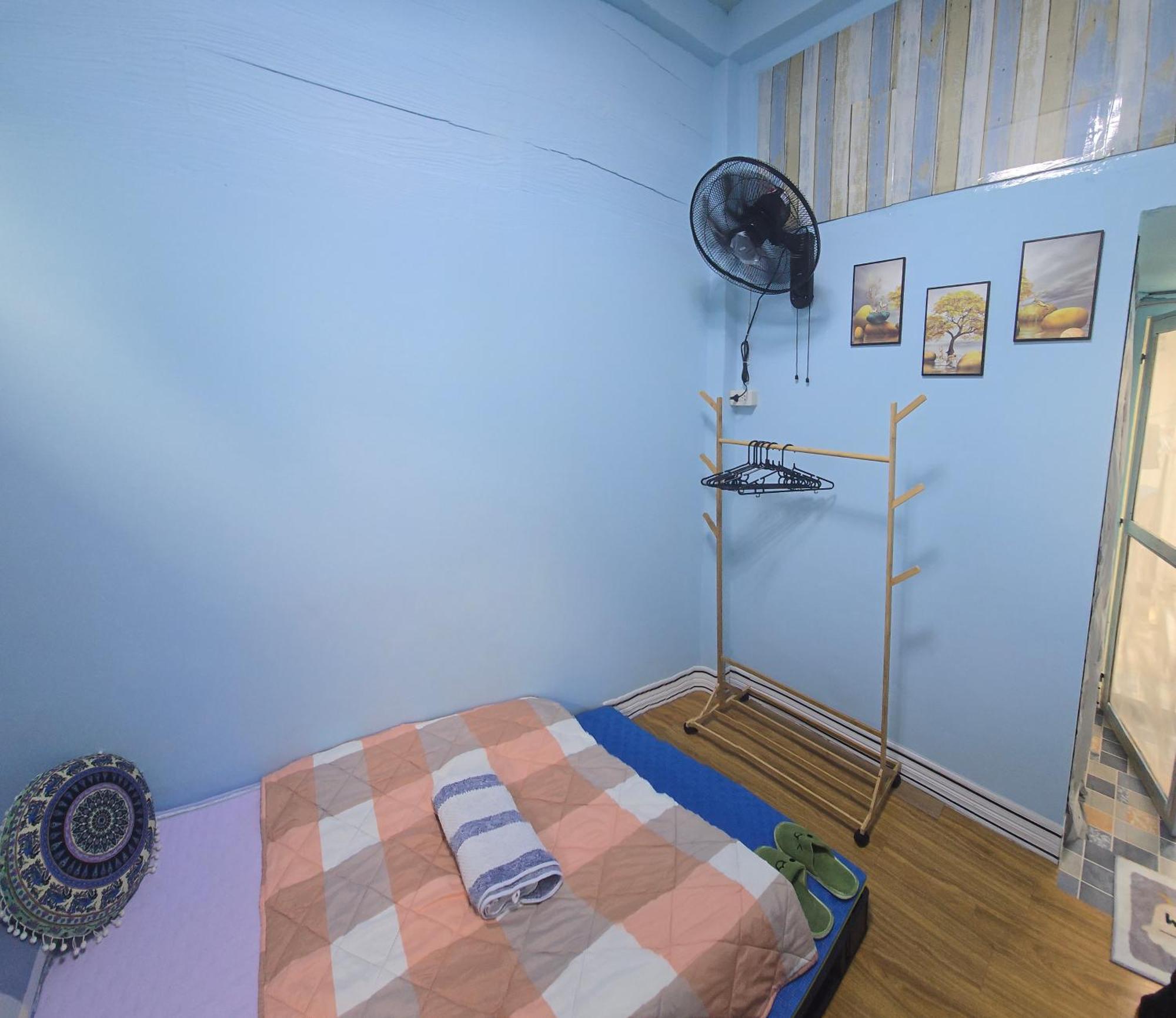 214 Lovely With Private Bathroom And Wifi Apartment