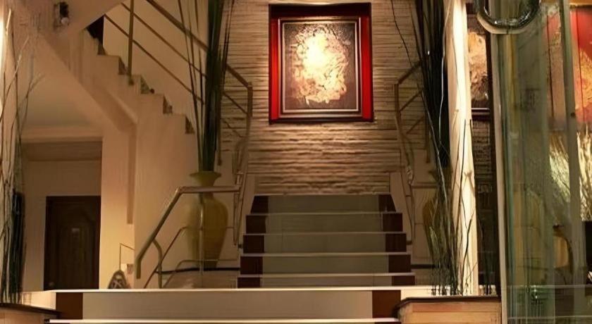Grand Pinnacle Hotel Bangkok