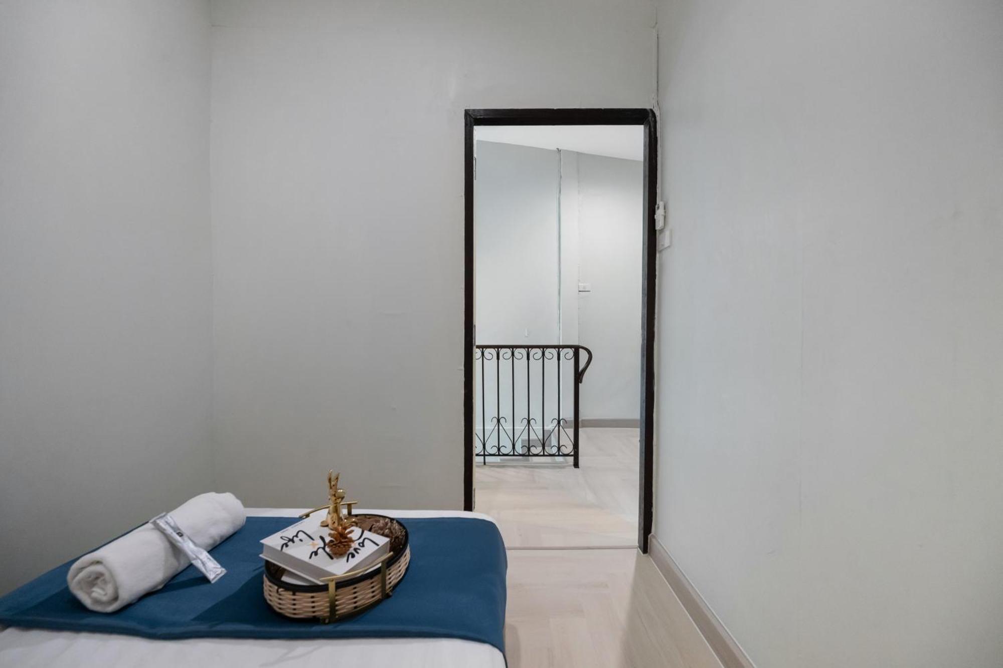 Holiday home 4br House Mrt Subway 250m Chatujak Market Wi-fi