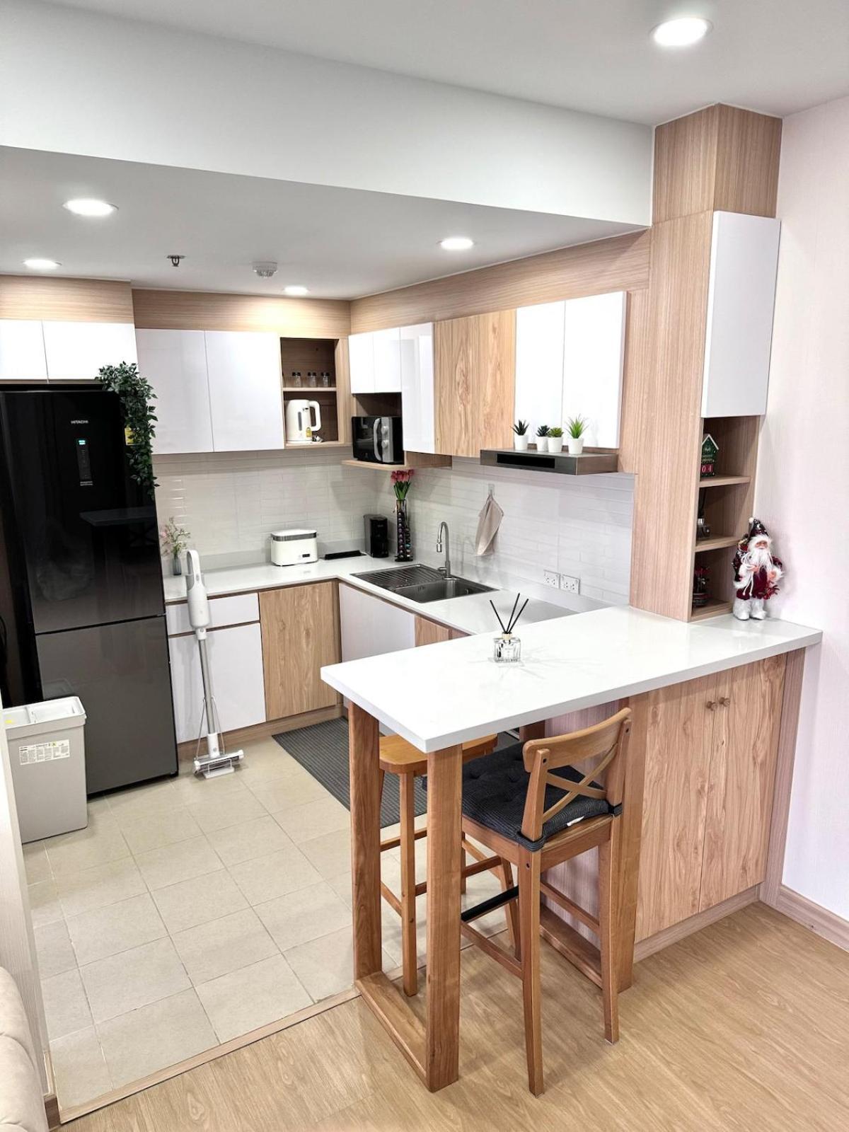 Apartment 2br With Oldtown Vibes, Steps From Wongwian Yai Bangkok