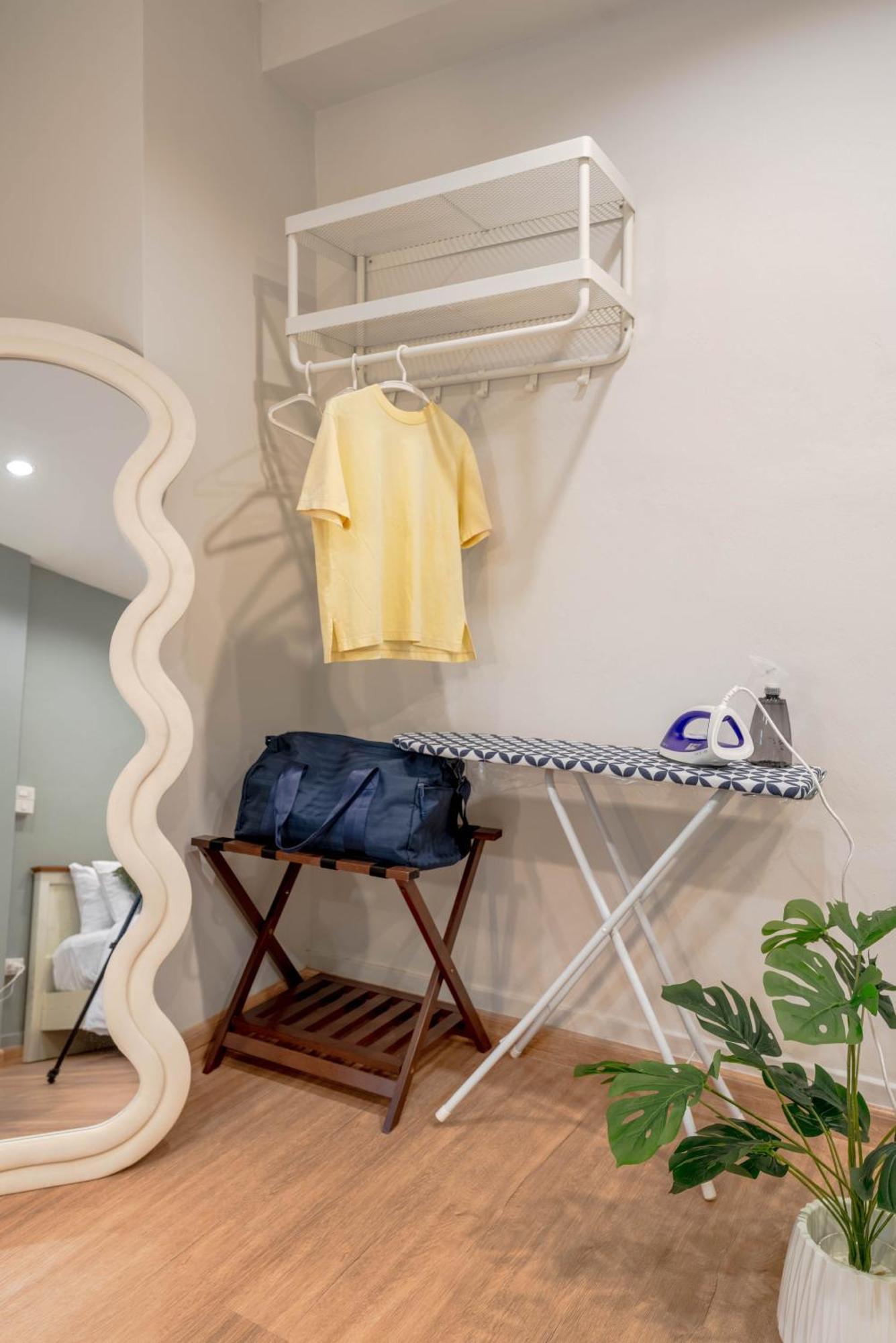 Blue House 191 Hometel - 3 Mins To Bts Saphan Taksin * Bangkok