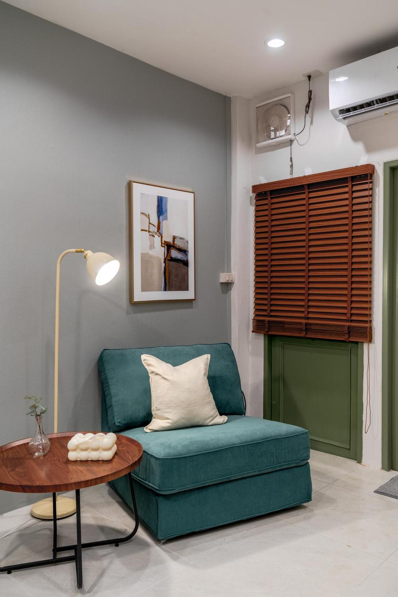 Guest house Blue House 191 Hometel - 3 Mins To Bts Saphan Taksin *