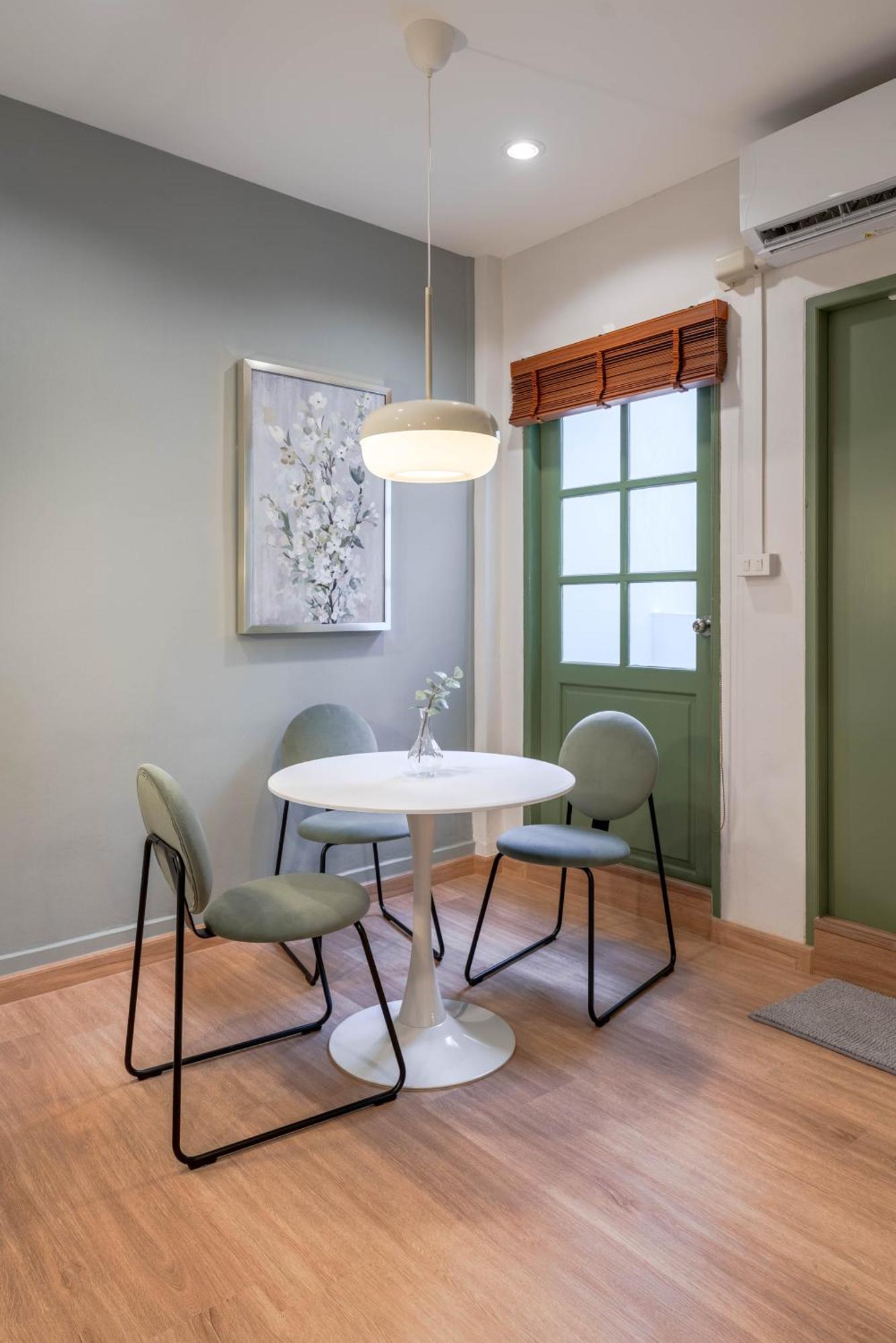 Blue House 191 Hometel - 3 Mins To Bts Saphan Taksin