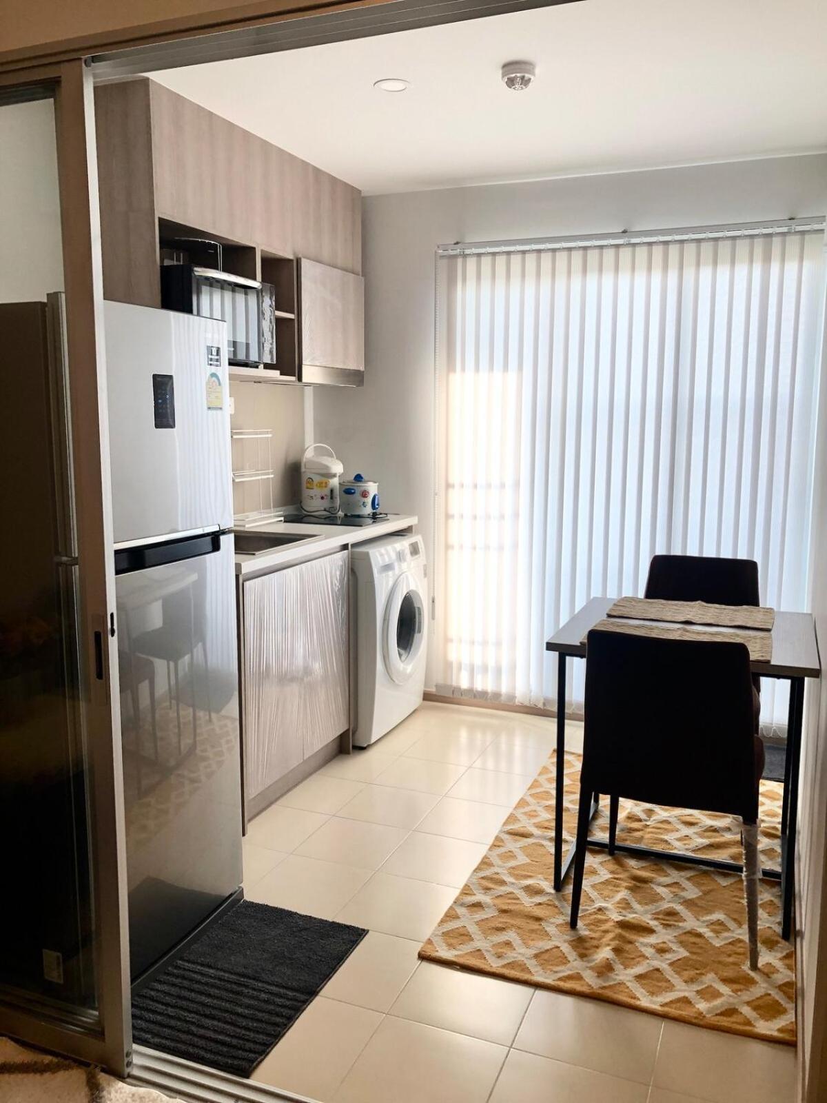 Style Ellio Monthly Available * Bangkok