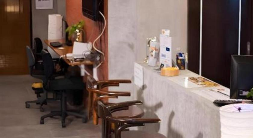 Hostel Hoppers Place Donmuang Bangkok