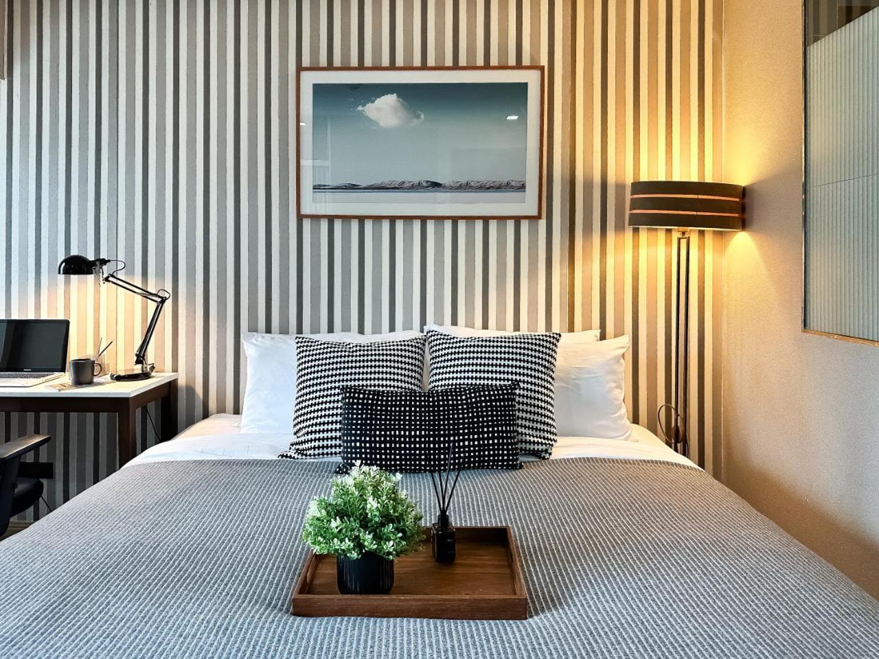 Tropical Modern 1br - Ultra Fast Wifi - Thong Lo * Bangkok