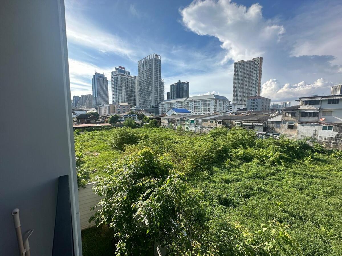 Brand New Near Icon Siam Apartment *