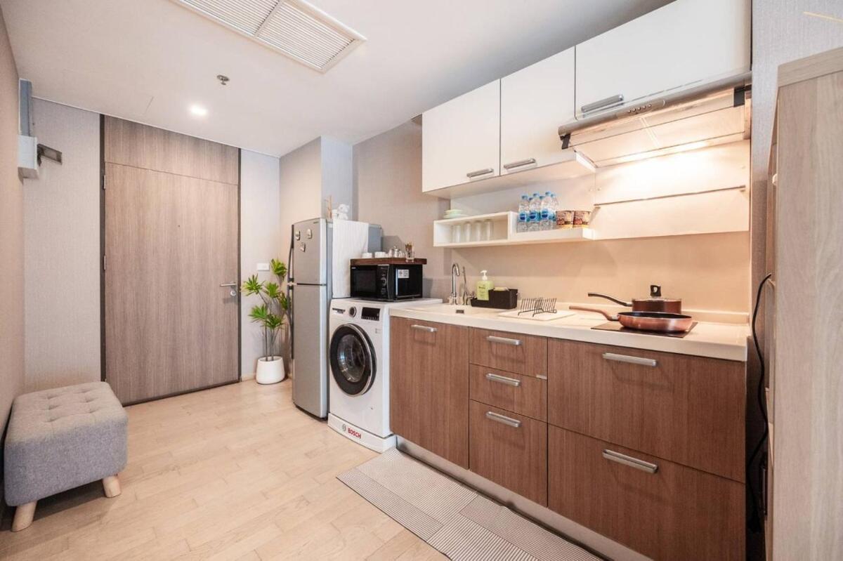 Apartment Bts Thong Lor 1 Bedroom Sofa Bed 60sqm Max4person Bangkok
