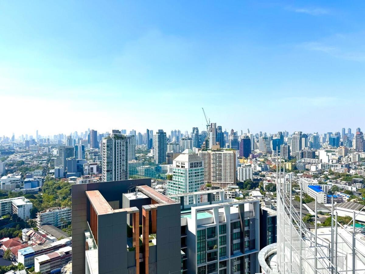 Super View Room, Swimming Pool,gym,150m Walk To Bts Apartment Bangkok