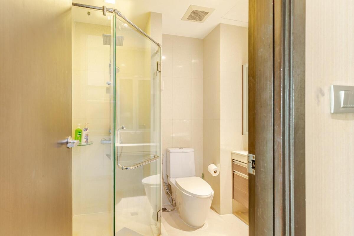 Apartment Super View Room, Swimming Pool,gym,150m Walk To Bts Bangkok