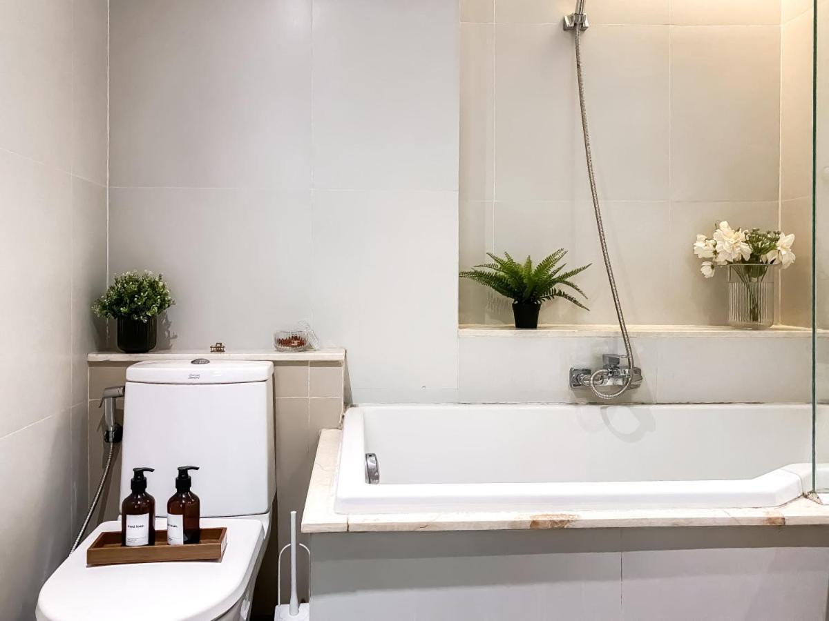 Exquisite Modern 1br - Ultra Fast Wifi - Bts Thong Lo * Bangkok