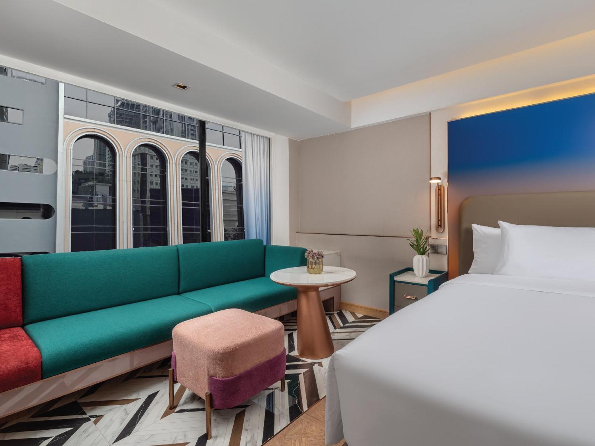 Grand President Hotel 4*