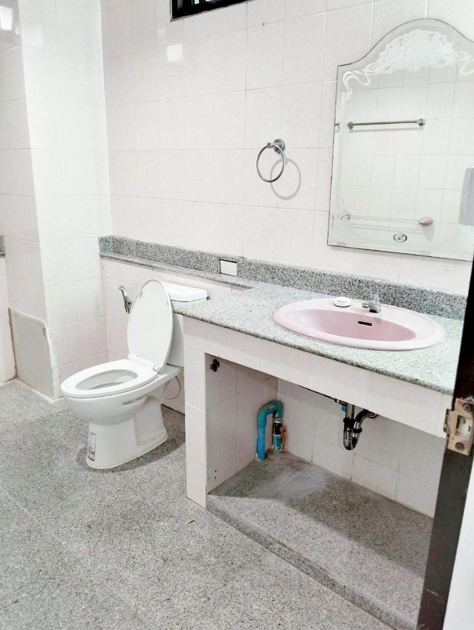 Apartment Mitr Sukhumvit 2 Bts Nana *