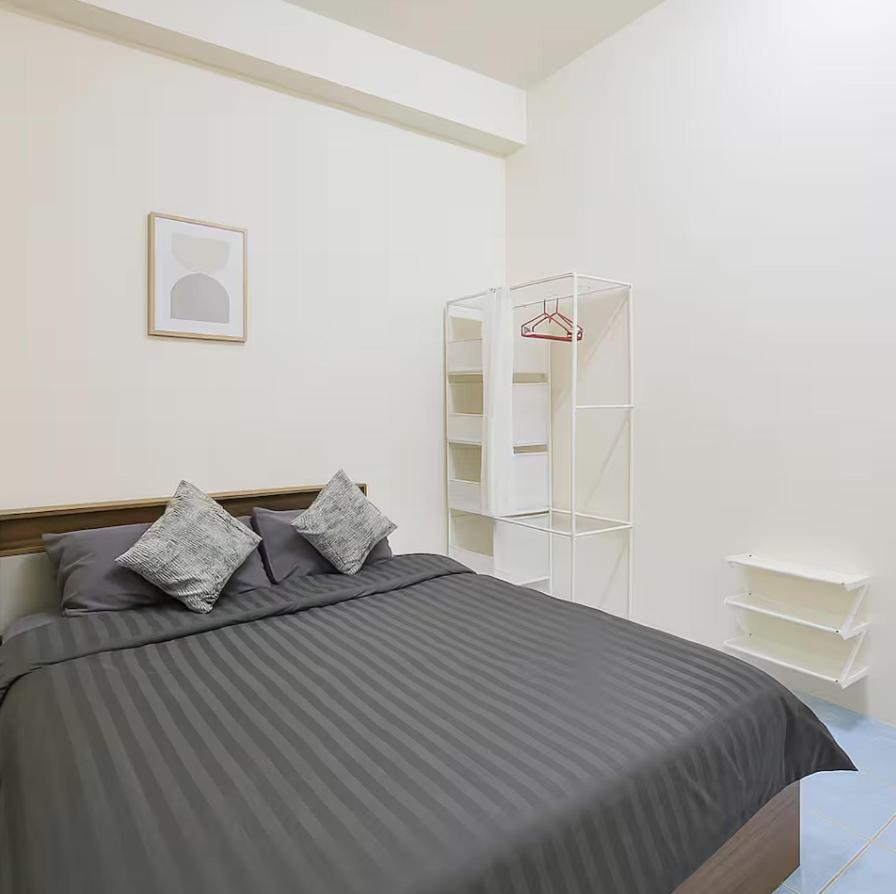 Super Finds 1br Master Bedroom Near Bts Thonglor Bangkok