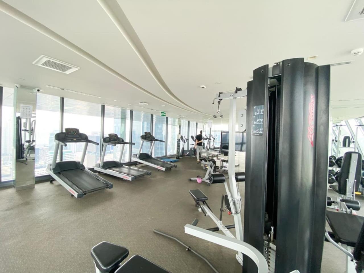 Upscale Skyview 1br - Ultra Fast Wifi - Chitlom Bangkok