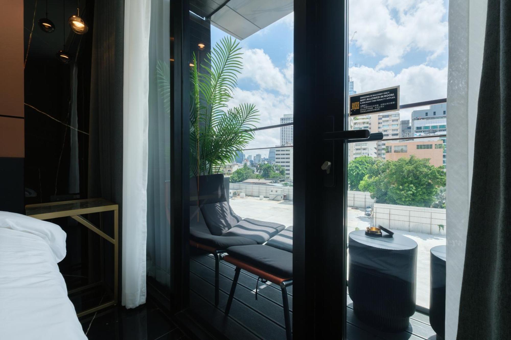 Hotel 433 - Asoke Sukhumvit Station Bangkok
