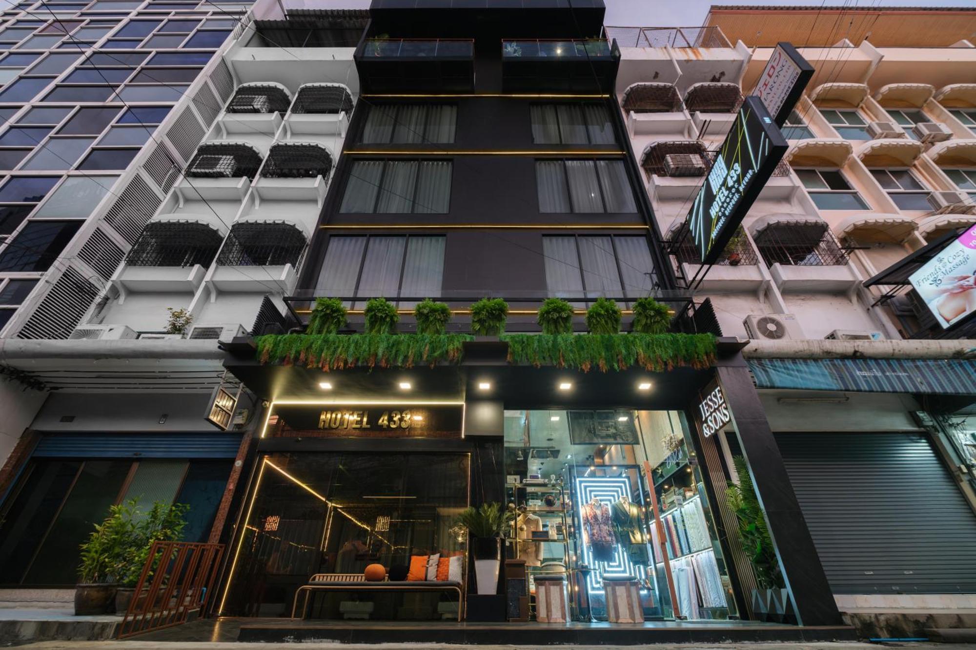 433 - Asoke Sukhumvit Station Hotel Bangkok