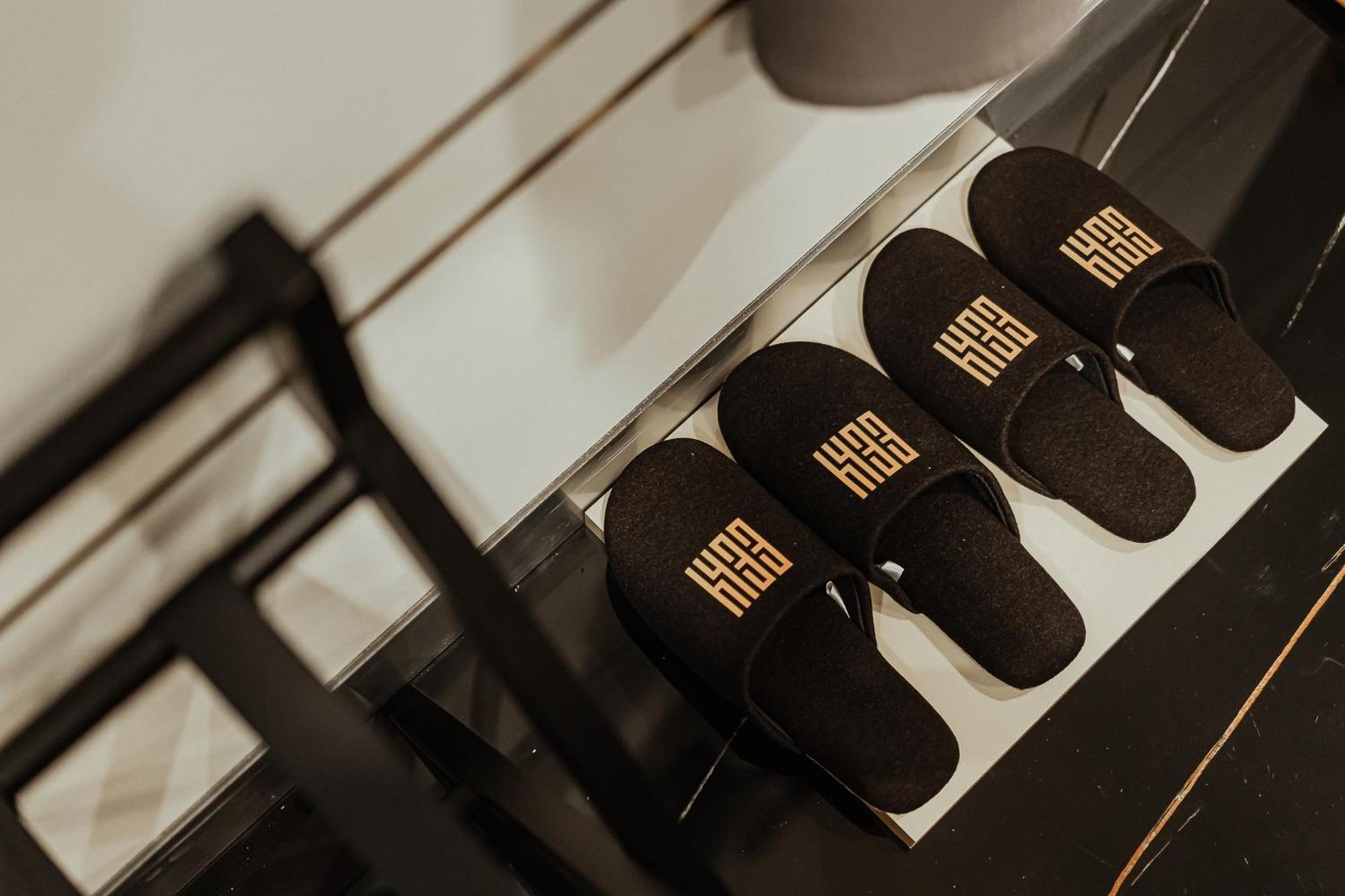 Hotel 433 - Asoke Sukhumvit Station