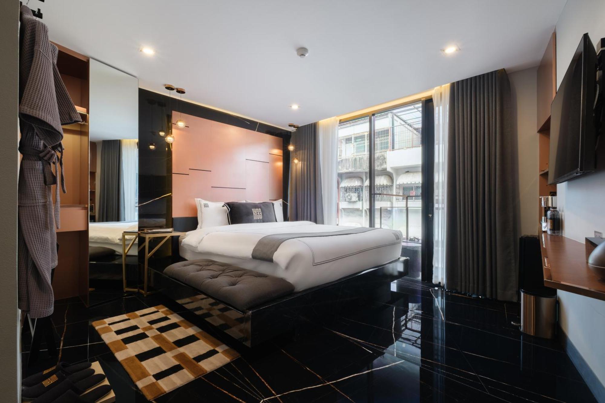 433 - Asoke Sukhumvit Station 3* Bangkok
