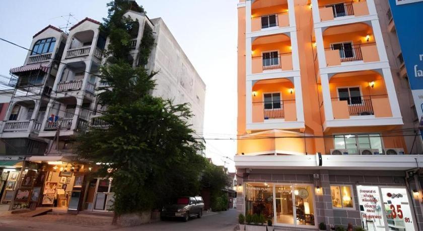 Hoppers Place Donmuang *