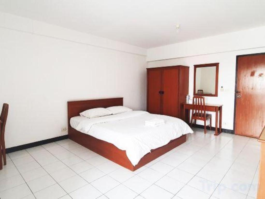 Hotel Next Bird
