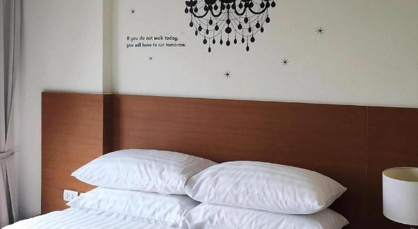 Pannapat Place Hotel 3*