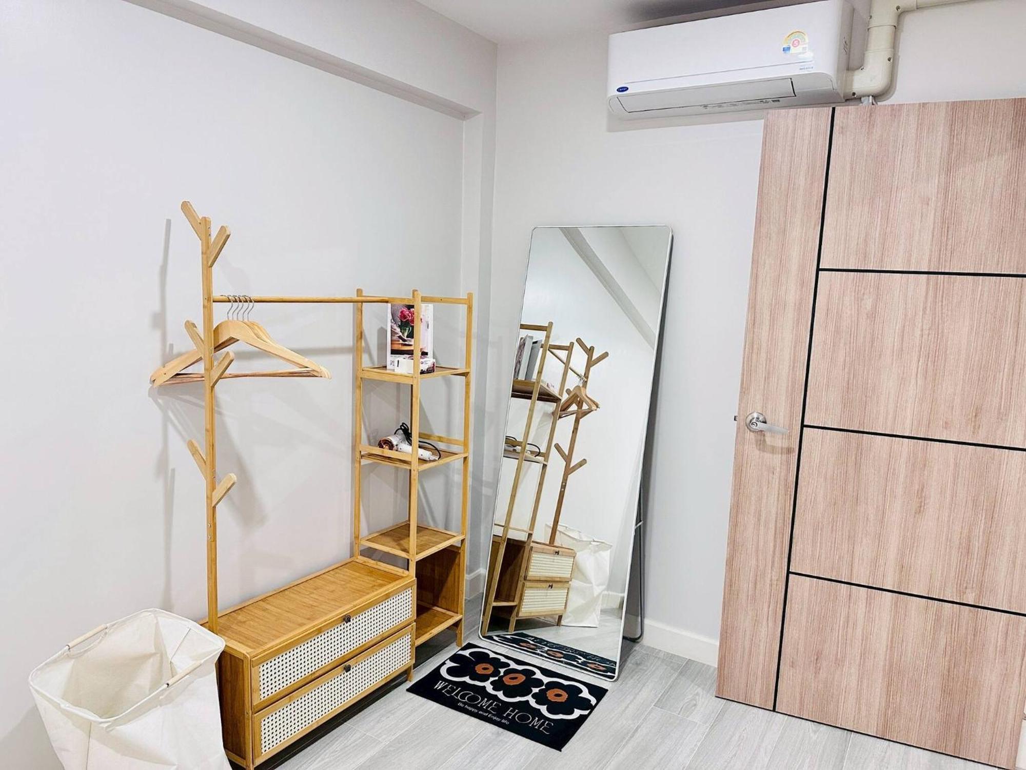 Lovely Townhome In Shopping District Near Bts&mrt Bangkok