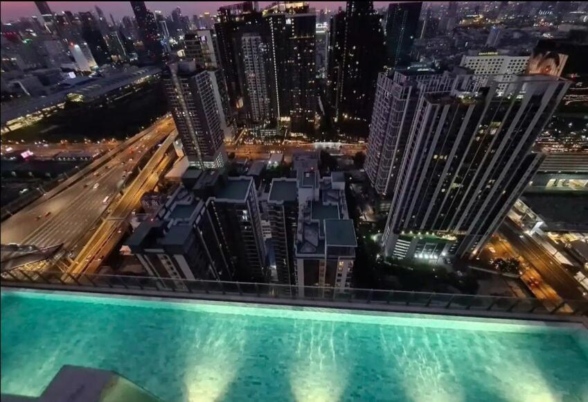 Ideo Rama 9 Asoke *